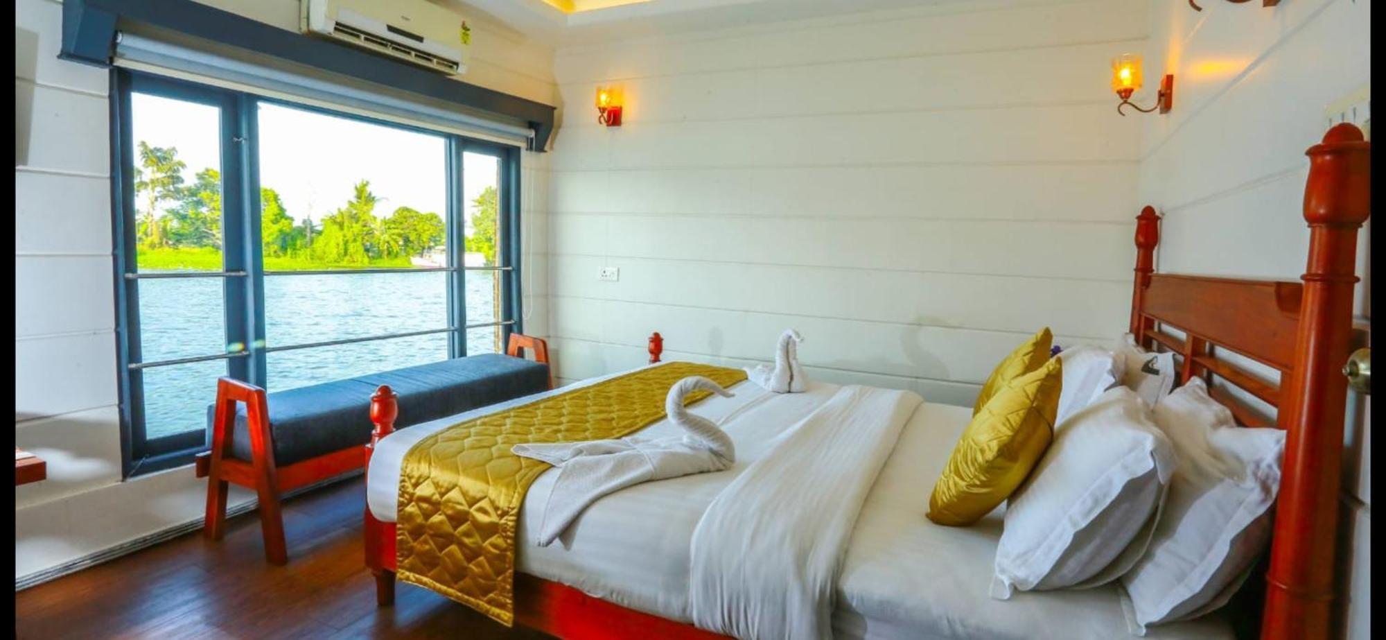 Victoria Houseboats Ξενοδοχείο Alappuzha Εξωτερικό φωτογραφία